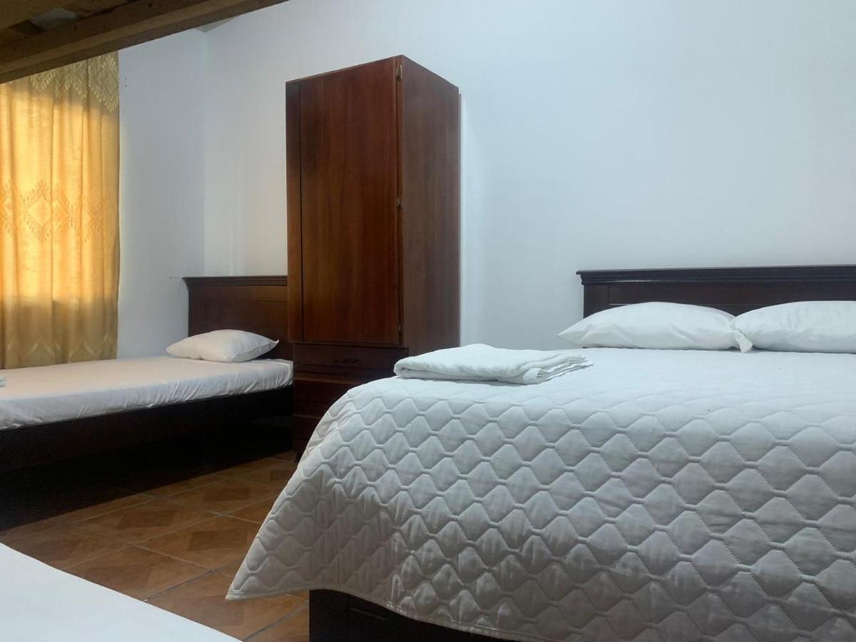 Hotel Casa del Peregrino Santo Thomas Baños Esterno foto