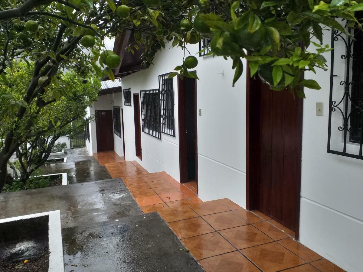 Hotel Casa del Peregrino Santo Thomas Baños Esterno foto