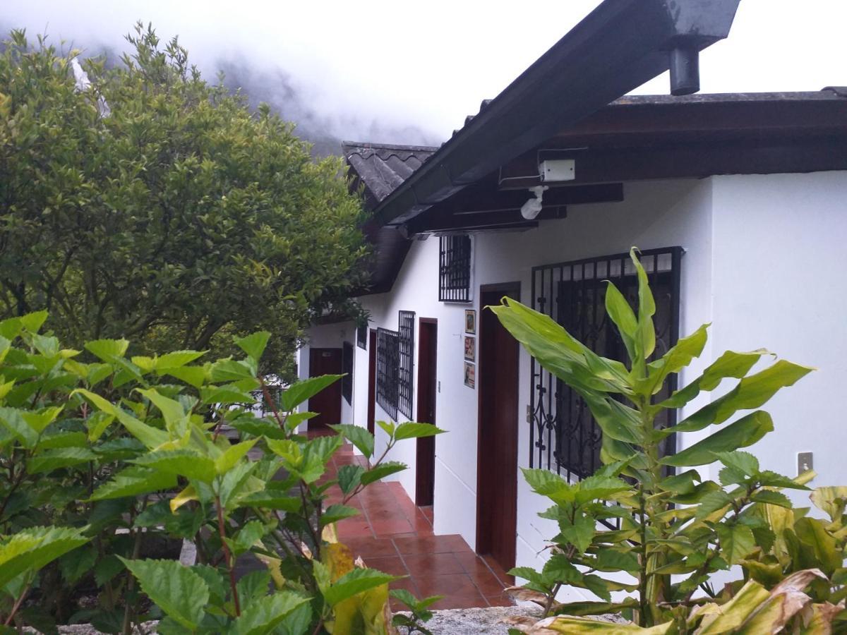 Hotel Casa del Peregrino Santo Thomas Baños Esterno foto